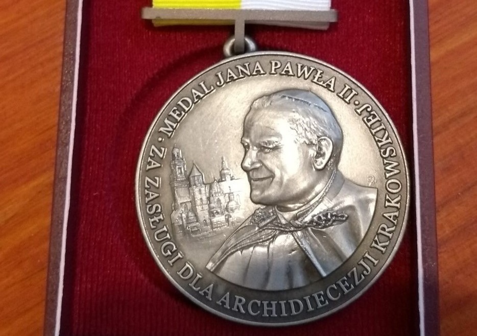 Srebrny Medal Papieski